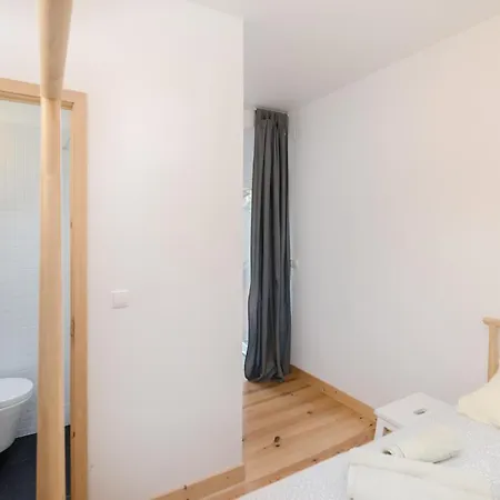 Apartment Navegantes #2 - Xix Century Building Lisbon